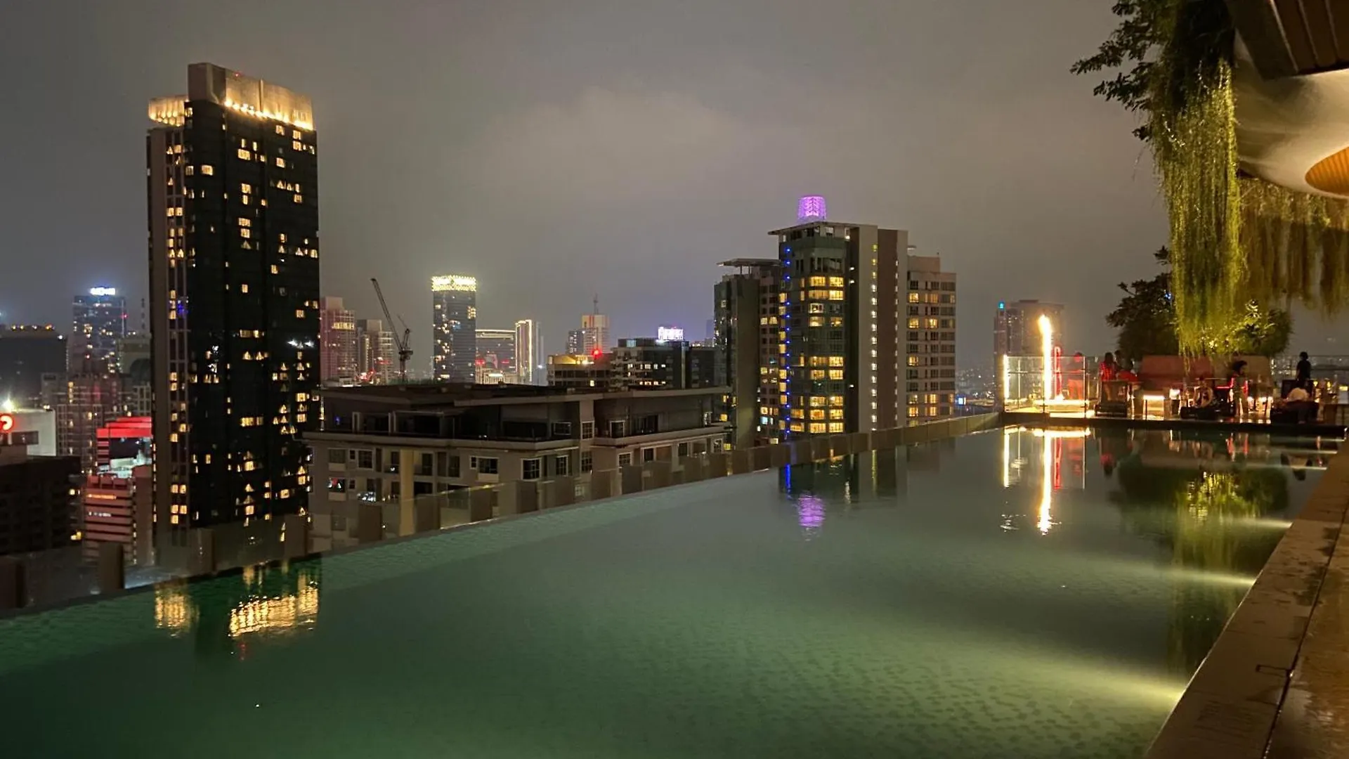 Ceylonz Suites Klcc By Staybliss Kuala Lumpur Privatunterkunft